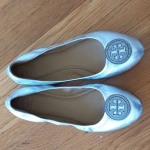 Tory Burch Liana Flats in Silver